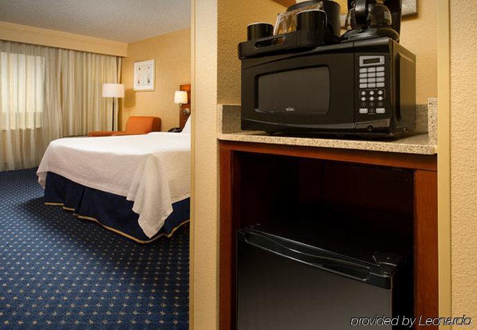 Courtyard By Marriott San Antonio Seaworld/Lackland Екстериор снимка