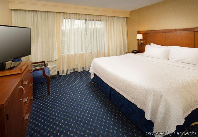 Courtyard By Marriott San Antonio Seaworld/Lackland Екстериор снимка
