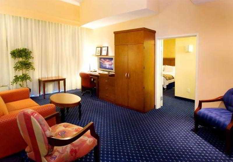 Courtyard By Marriott San Antonio Seaworld/Lackland Стая снимка