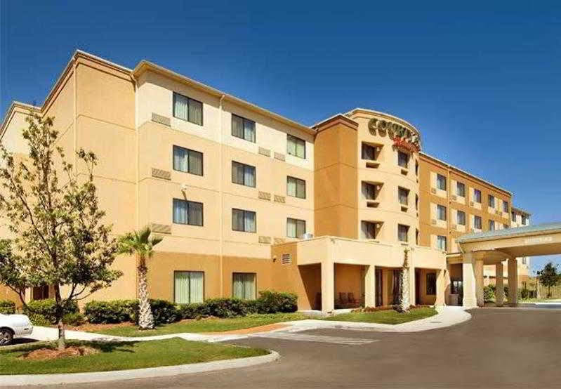 Courtyard By Marriott San Antonio Seaworld/Lackland Екстериор снимка